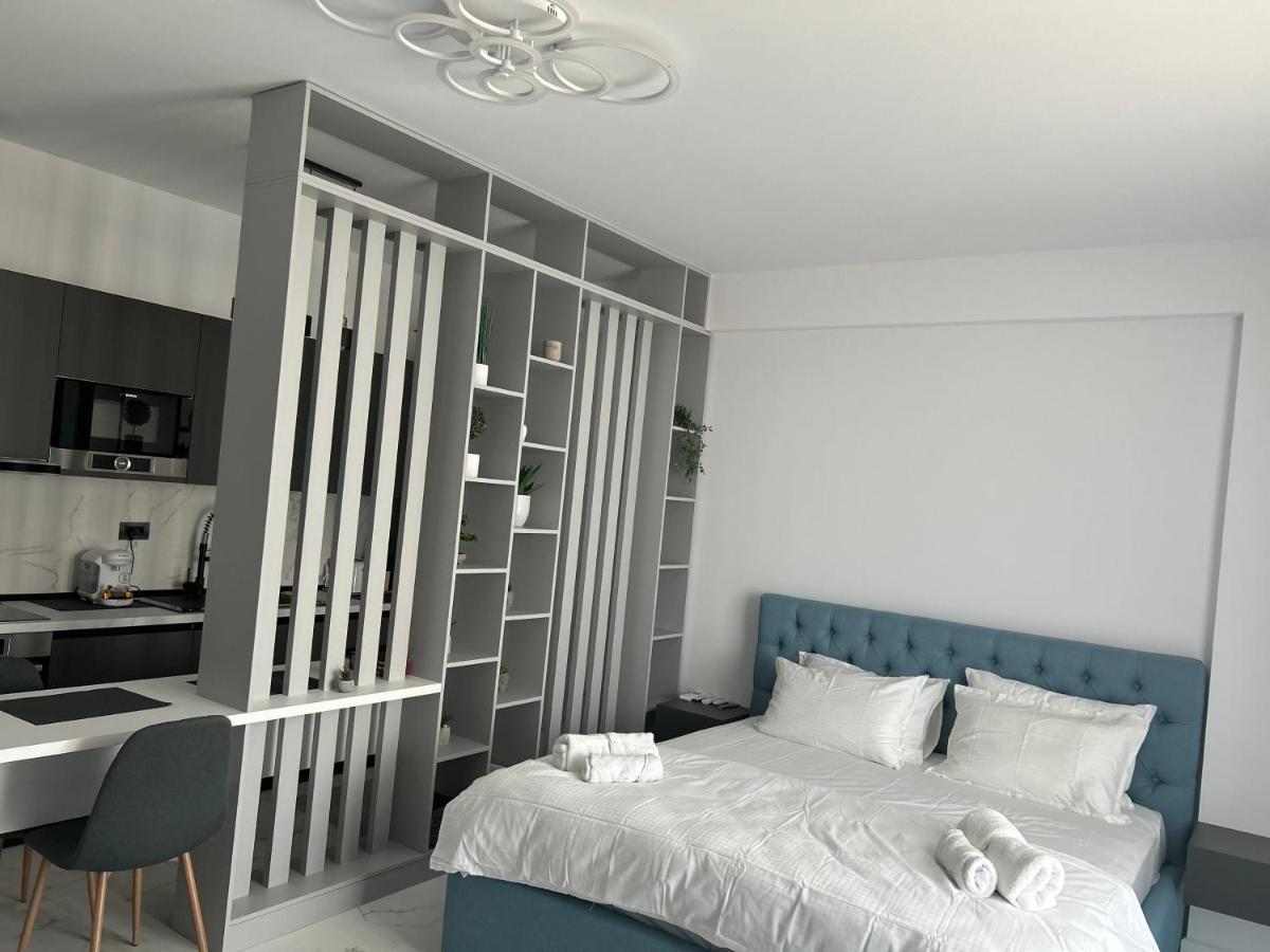 Studio Mamaia-Seaonbeach-By Mihaela 외부 사진
